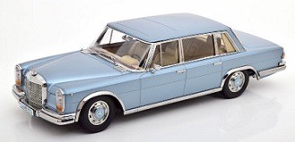 Mercedes 600 SWB W100 licht blauw-metallic