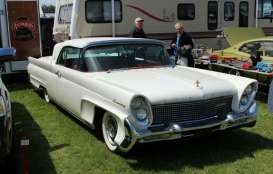 Lincoln Mark III Closed Convertible, 1958 starmist