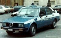 ALFA ROMEO ALFETTA 2000 POLIZIA STRADALE 1978 POLICE - BLUE , BLANC