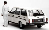 FIAT 131 PANORAMA SW 1981 - MOVIE - BIANCO ROSSO E VERDONE , met figuur