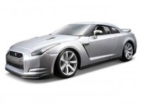 Nissan GTR R35, silver