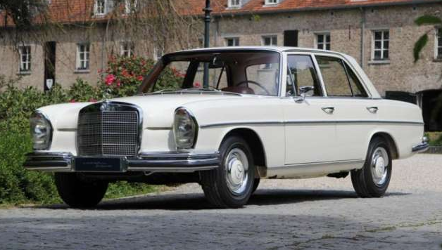 Mercedes Benz 250 SE , 1965-1967 , wit