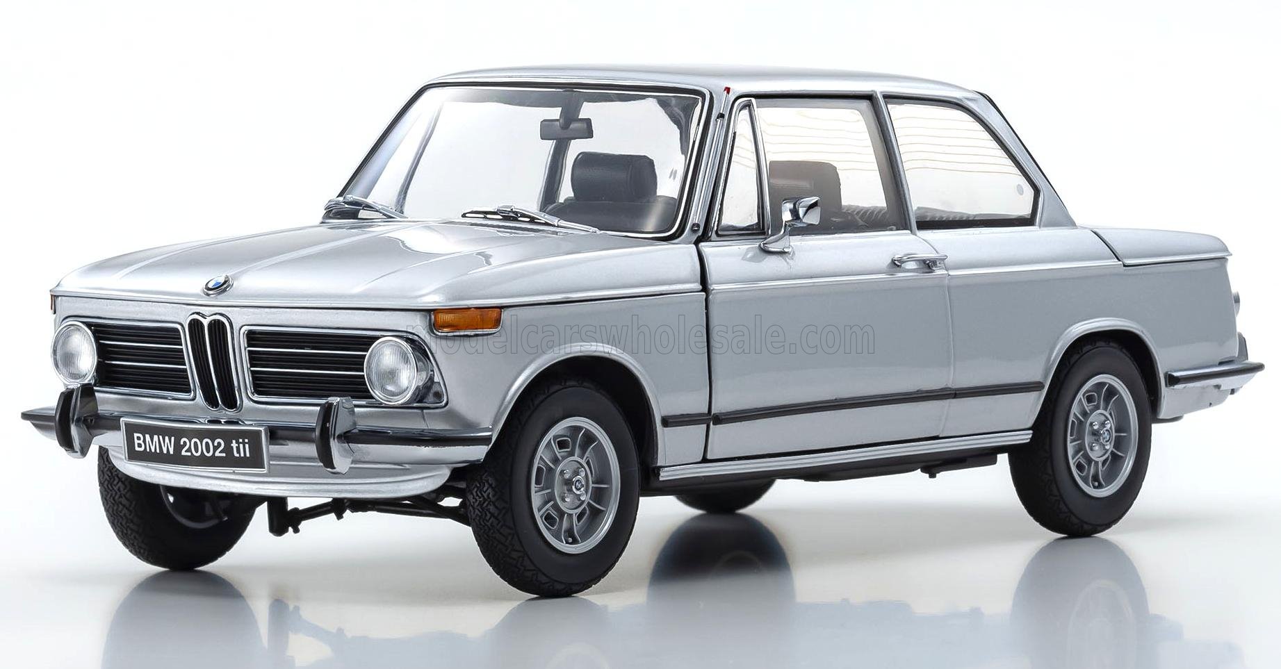 BMW - 2002Tii 1972 - ZILVER / FULL OPENINGS