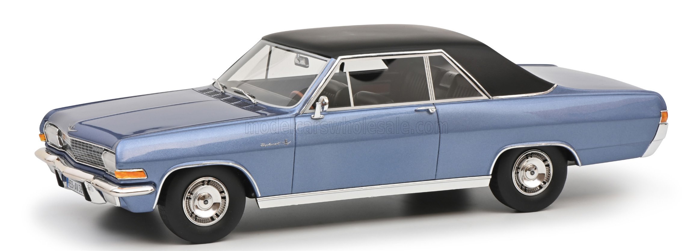 OPEL - DIPLOMAT A COUPE 1965 - LICHT BLAUW ZWART