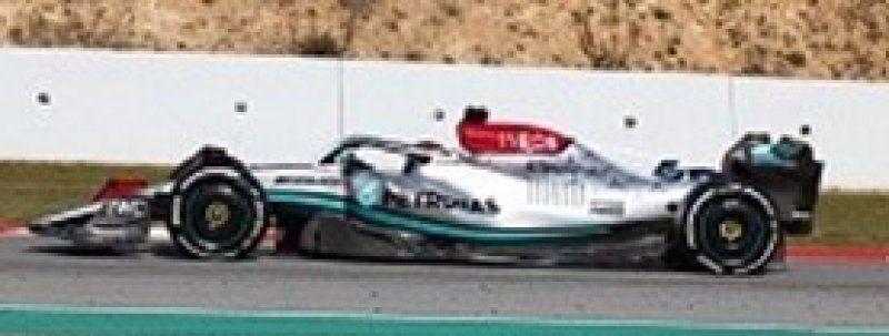 MERCEDES-AMG PETRONAS FORMULA ONE TEAM F1 W13 E PE