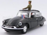 CITROEN - DS19 CABRIOLET WITH GENERAL DE GAULLE AND DRIVER FIGURE 1960