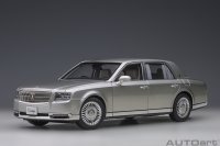 Toyota Century avec rideaux (argent)