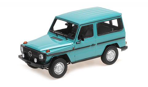 Mercedes G-model Short W460 1980 ,  turquoise.