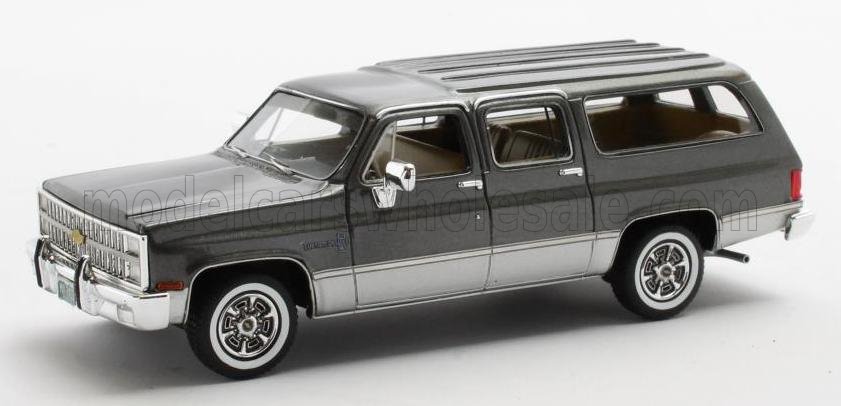 CHEVROLET - SUBURBAN 1981 - GRIJS ZILVER