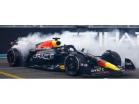 ORACLE RED BULL RACING RB18 MAX VERSTAPPEN WINNER ABU DHABI GP 2022