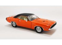 Dodge Challenger 425 Hemi, 1970 / orange with vinyl roof