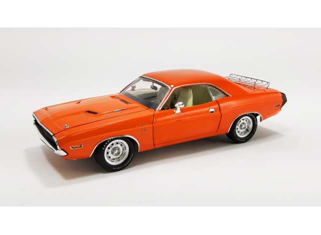 Dodge Challenger 425 Hemi, orange  / 1970