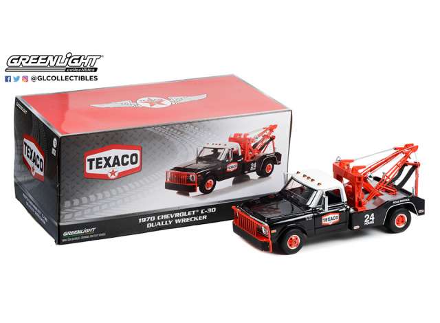 Chevrolet C-30 Dually Wrecker *Texaco 24 Hour Road