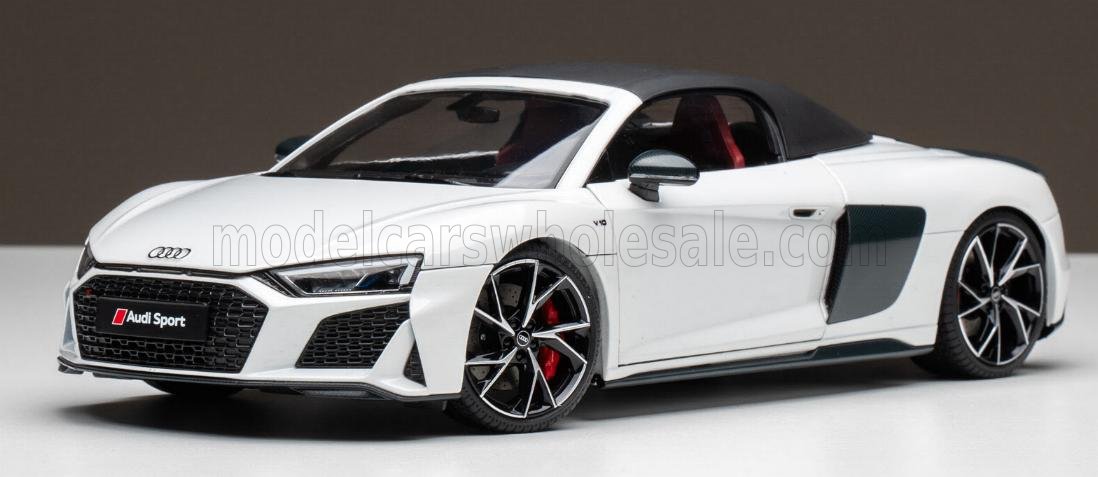 AUDI - R8 SPIDER PERFORMANCE 2021 - Wit