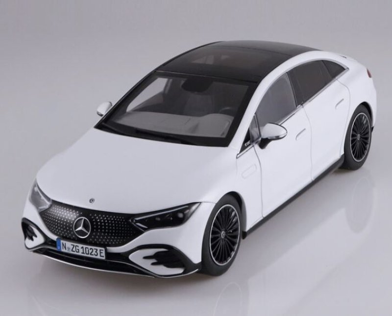 Schaalmodel Mercedes Benz - Eqe (v295) 2022 - Oplalith Wit 1/18 | Nzg