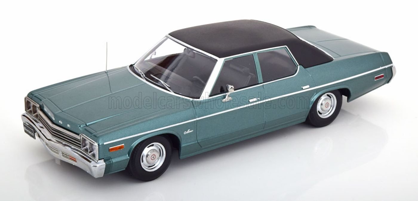 DODGE - MONACO 1974 - GROEN MET ZWART