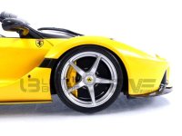 FERRARI LAFERRARI APERTA - 2016 - JAUNE