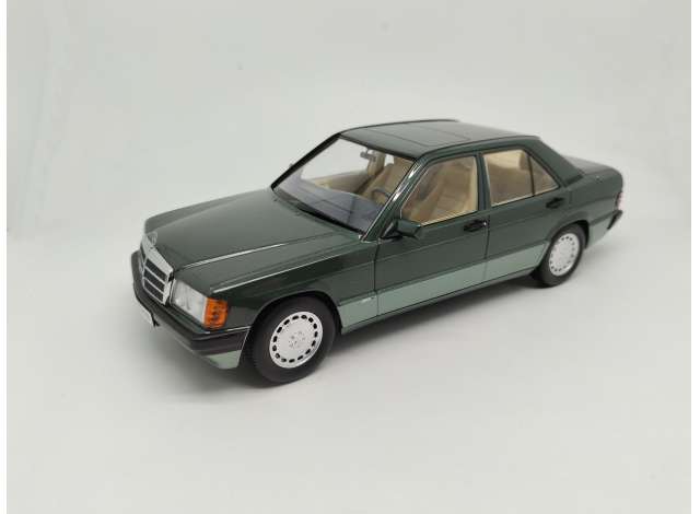 Mercedes 190E 2.5 sportline  W201, green