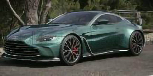 ASTON MARTIN - V12 VANTAGE 2023 - GROEN MET