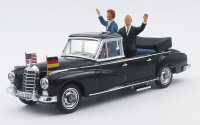 MERCEDES BENZ - 300D (W189) CABRIOLET OPEN 1963 WITH KONRAD ADENAUER AND JOHN FITZGERALD KENNEDY FIGURES