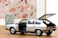 Renault 30 TX 1979 - argent , 4 ouverts