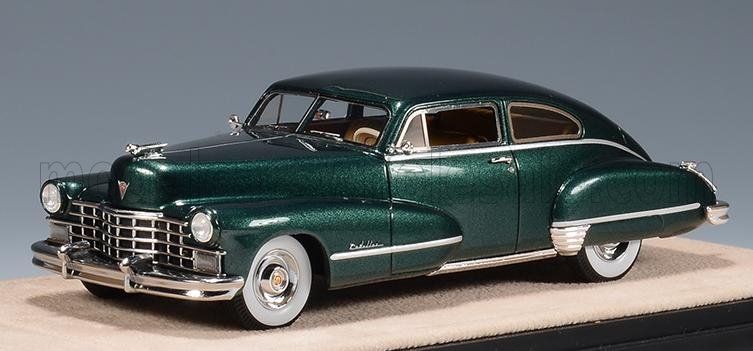 CADILLAC - SERIES 62 CLUB COUPE 1947 - GREEN MET