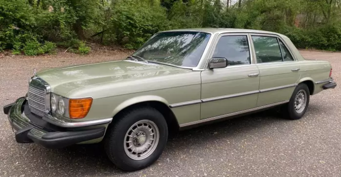 Mercedes-Benz 450 SEL Silvergreen US TV-Version 19