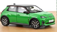 Renault 5 E-Tech 100% Electric 2024 Pop Green & Black