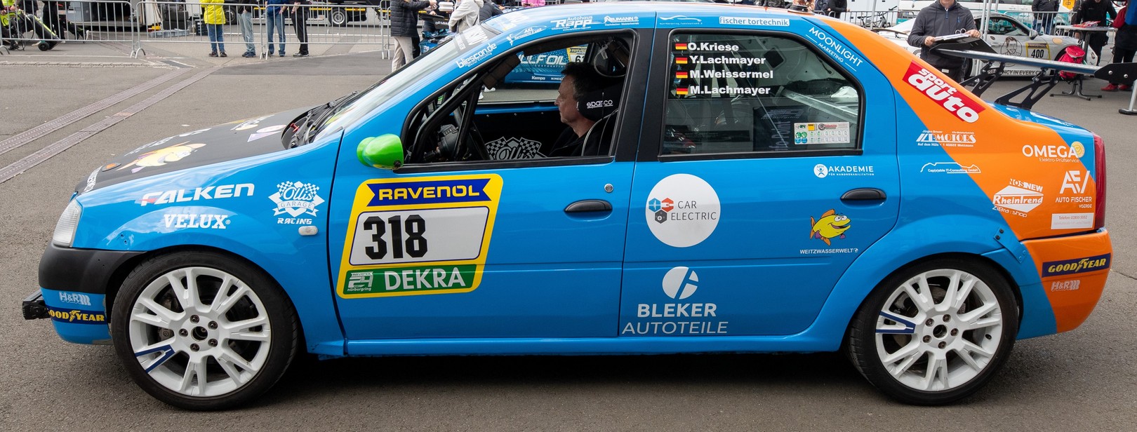 DACIA LOGAN NO.318 OLLIS GARAGE RACING 24H NÜRBUR