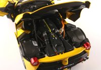 Ferrari LaFerrari APERTA Giallo Tristrato Ultimi pezzi