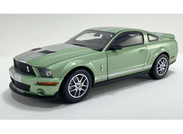 Shelby GT500, lime green 2007