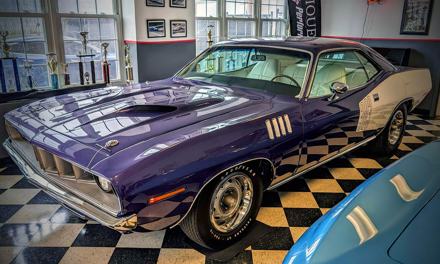 Plymouth 383 Cuda, In-Violet 1971