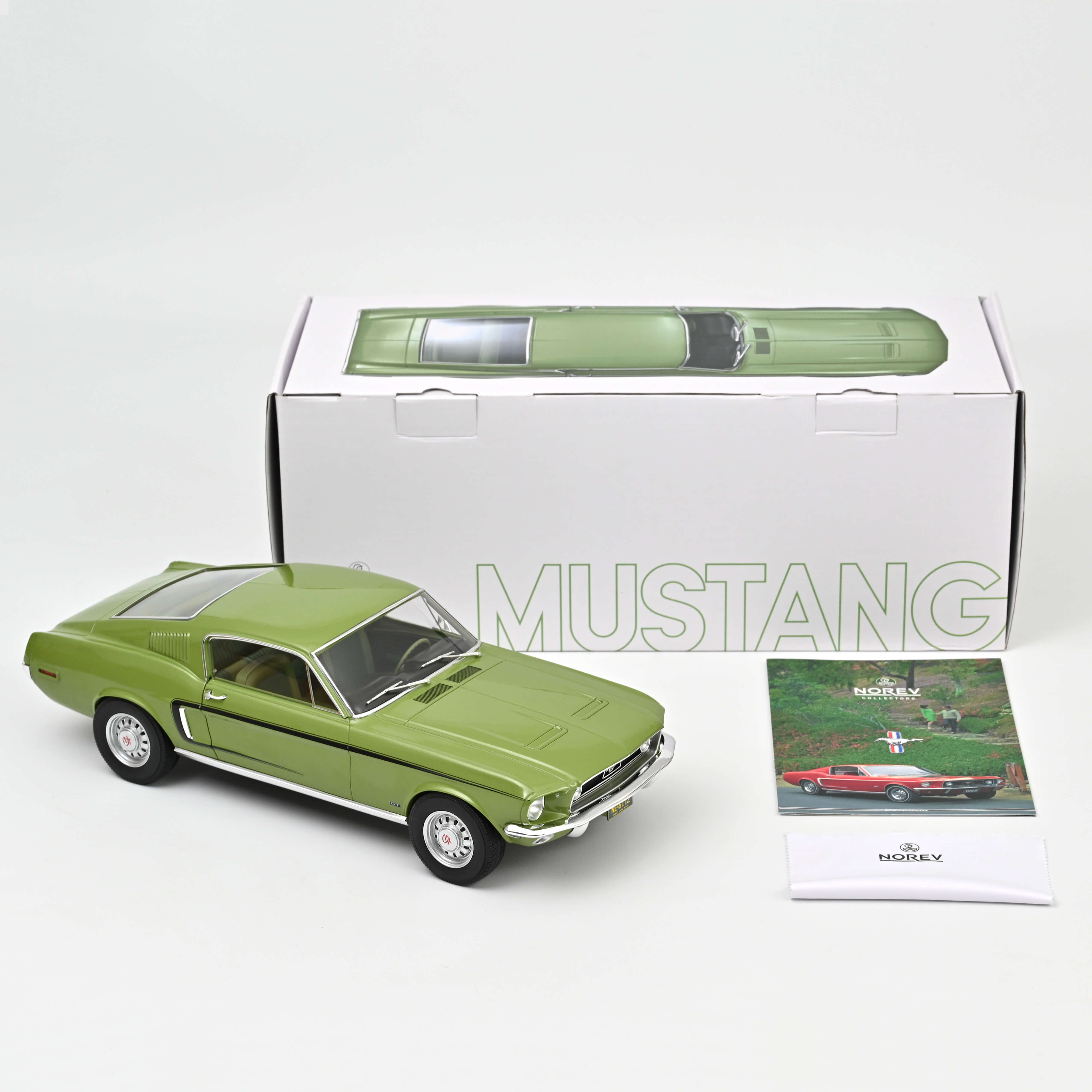 Ford Mustang Fastback GT 1968 - Licht Groen Metall