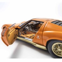 Lamborghini Miura P400 oranje/goud (bruin interieur)