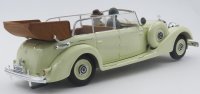 MERCEDES BENZ - 770K CABRIOLET 1938 WITH EVA BRAUN AND SS MILITARY GUARD FIGURES 1938 - WHITE