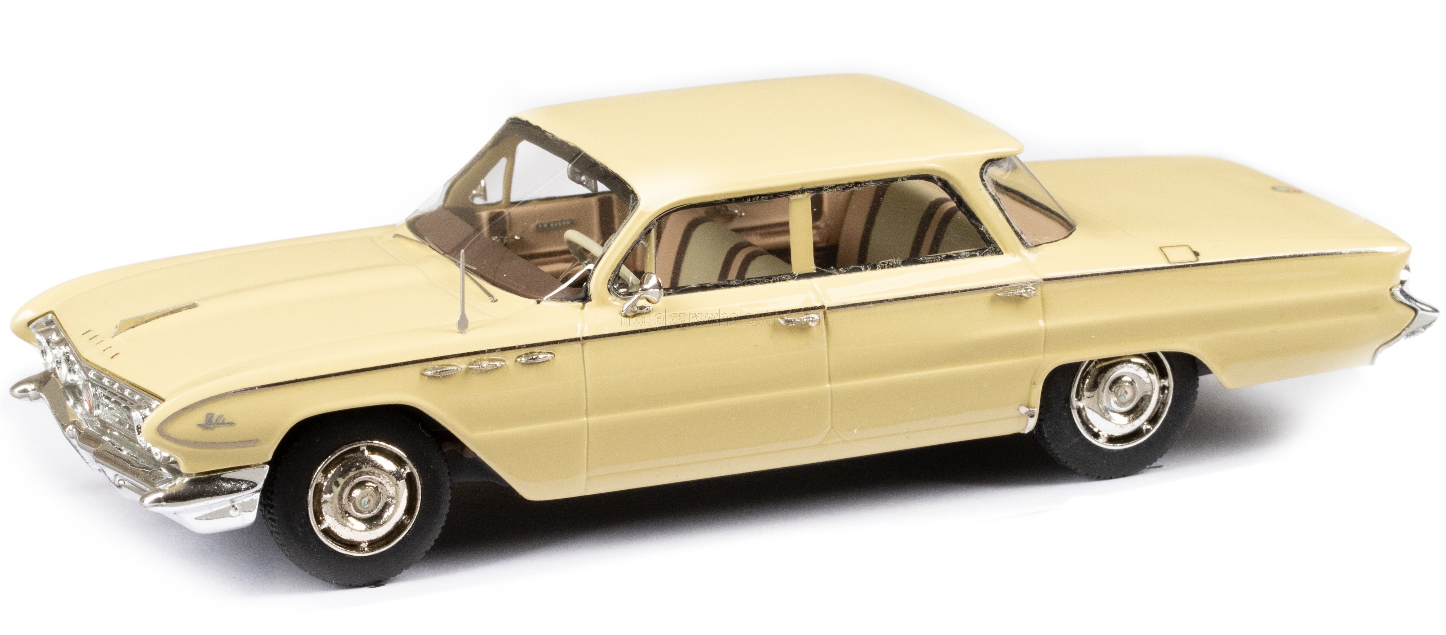 BUICK - LESABRE CUSTOM BERLINA 1961 - BEIGE