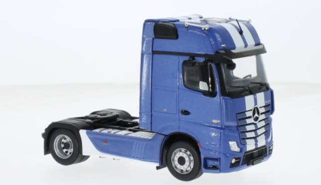 Mercedes Actros MP4 blauw