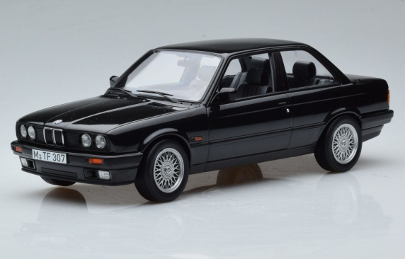 BMW 325i 1988 Zwart metallic