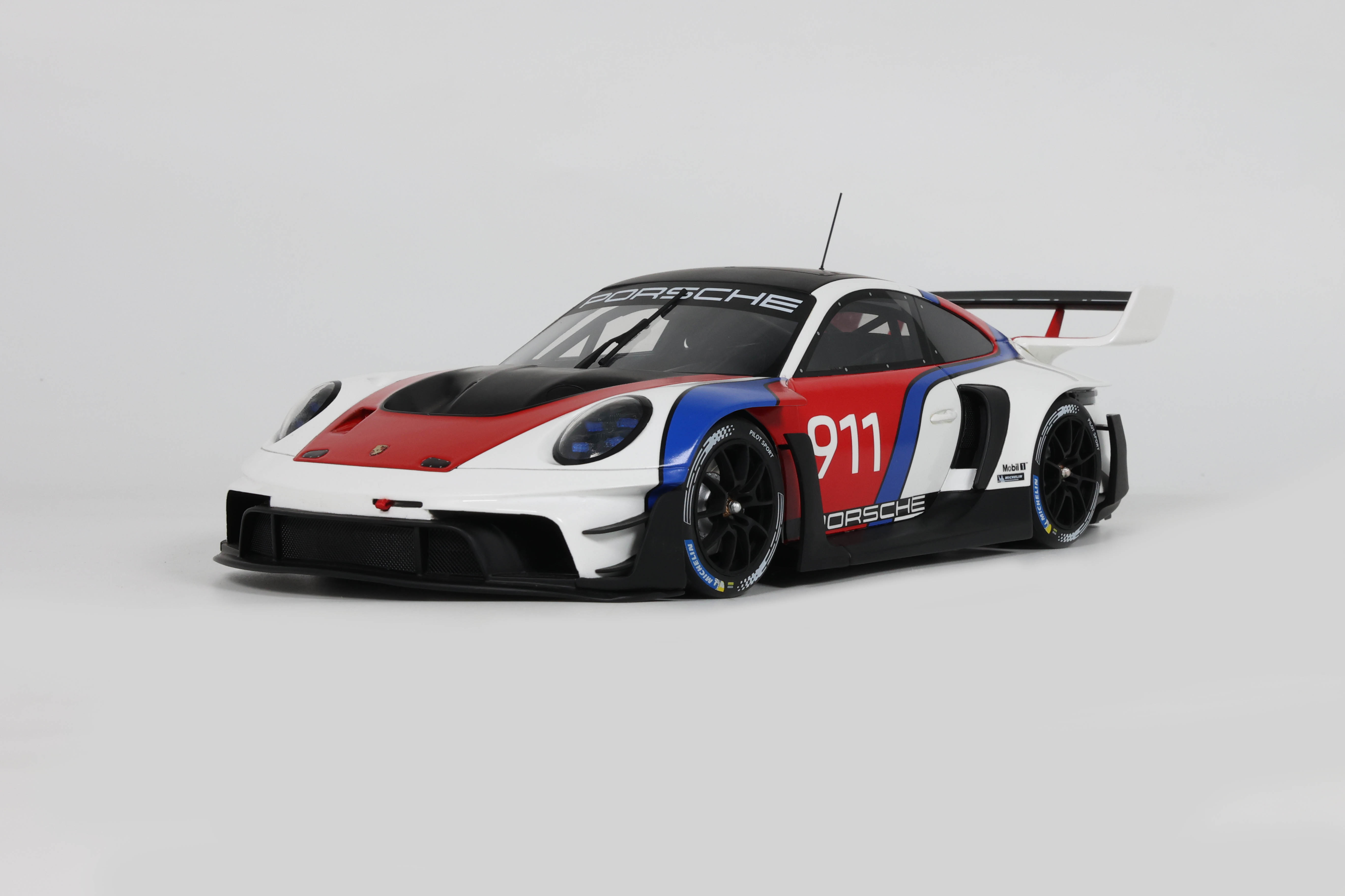 PORSCHE 911(992) GT3 R RENNSPORT WHITE 2023