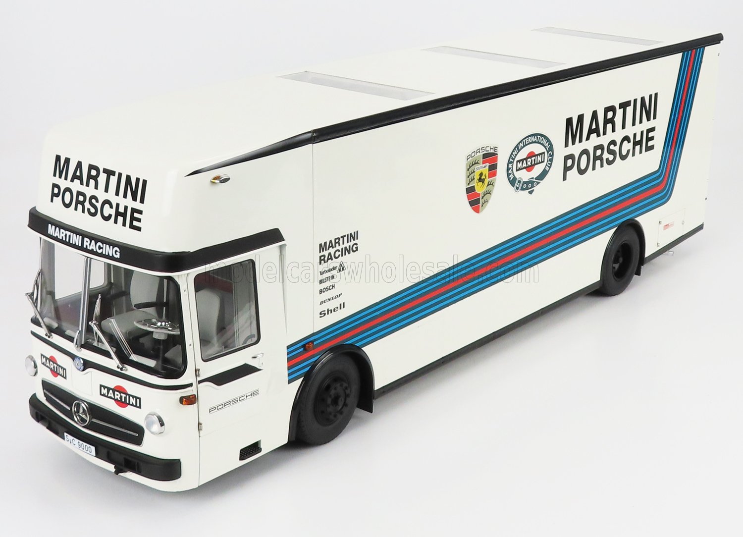 Mercedes Renntransporter MARTINI-PORSCHE