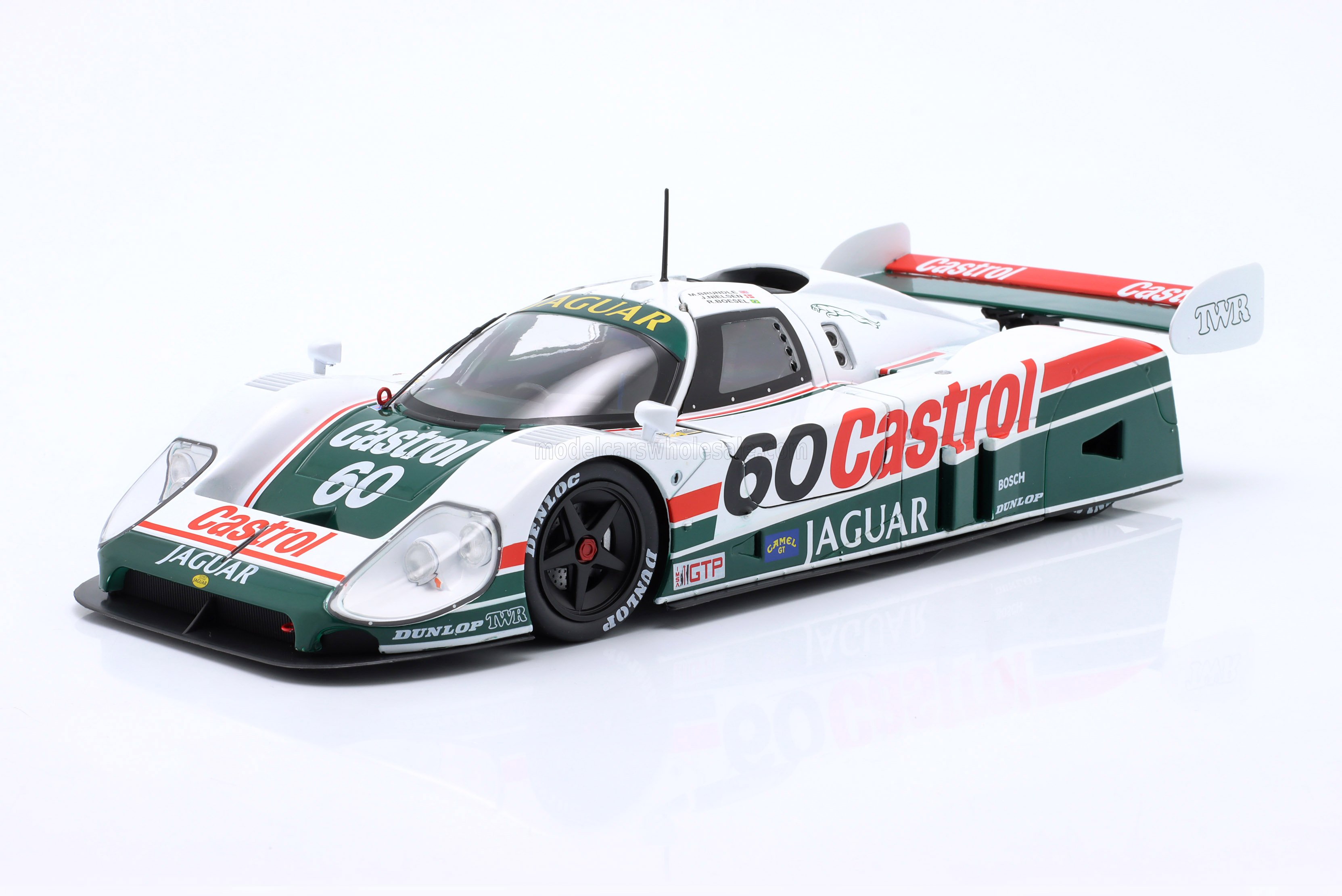 JAGUAR - XJR9 7.L V12 TEAM CASTROL N 60 WINNER 24h