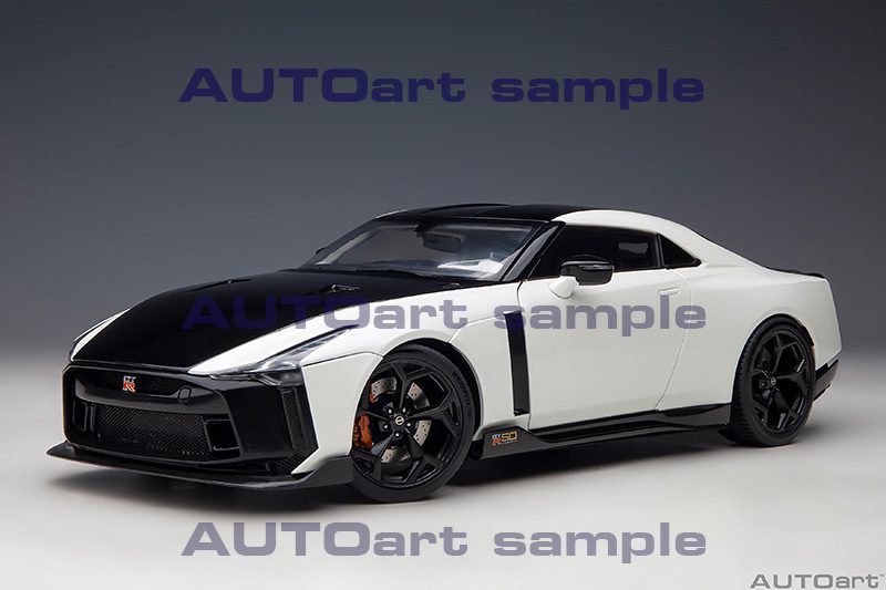 Nissan GT-R50 by Italdesign (Metallic White/Black)