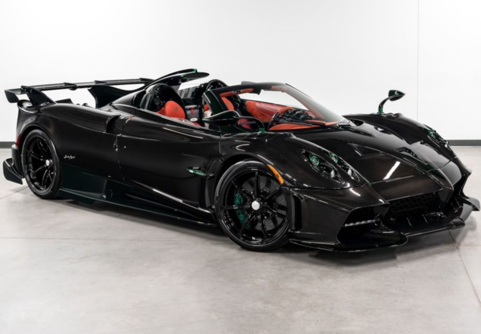 Pagani Imola Roadster Gloss Carbon