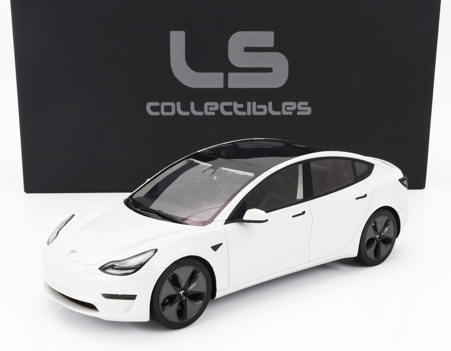 TESLA - MODEL 3 2021 - PEARL WHITE MET