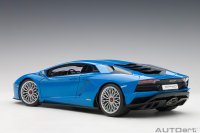 Lamborghini Aventador S (Blu Nila)