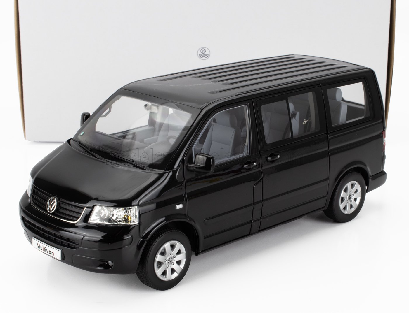 VOLKSWAGEN - T5 MULTIVAN MINIBUS 2003 - BLACK