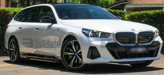 BMW i5 M60 Touring – 2024 wit